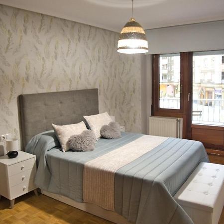 La Villa De Lore, Piso Completo Apto 6 Personas Con Garaje Αβιλές Εξωτερικό φωτογραφία
