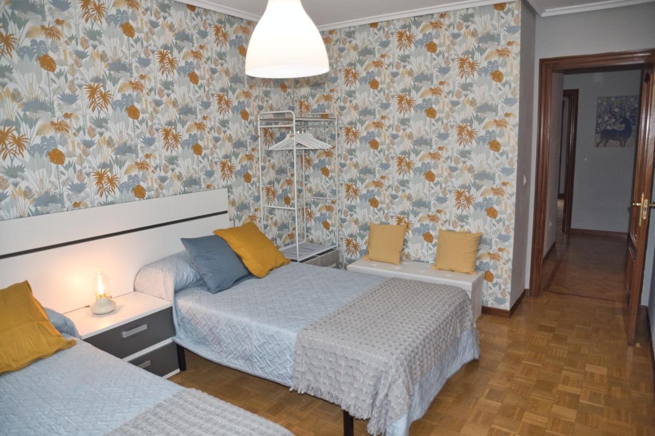 La Villa De Lore, Piso Completo Apto 6 Personas Con Garaje Αβιλές Εξωτερικό φωτογραφία